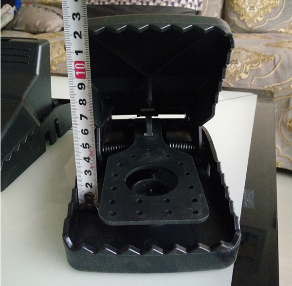 Extra-Large  High-Sensitivity Powerful Snap-Type Plastic Rat Trap